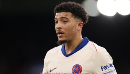 半岛体育-2017赛季火箭队比赛战况与战术布局